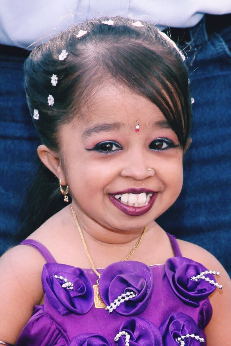 Джиоти Амге - самая маленькая женщина в мире. Какова ее жизнь сегодня | ЖИЗНЬ НАИЗНАНКУ | Дзен