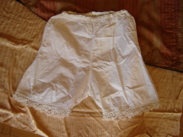 Панталоны женские (фото из группы «Русский традиционный костюм»)