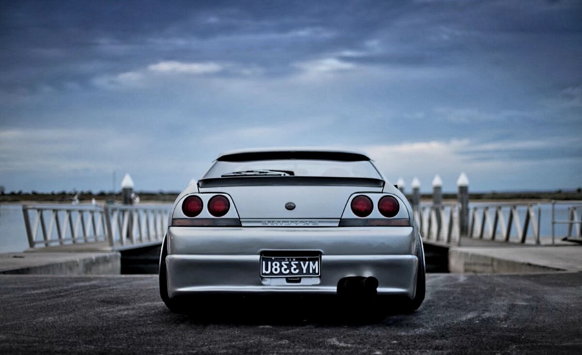 Nissan Skyline GTR r33 4Рє