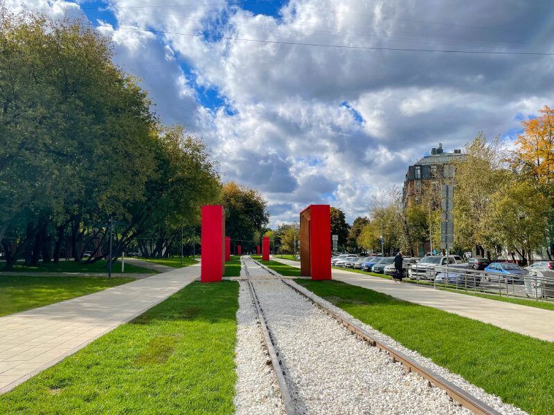 Сквер на улице Берзарина. Фото: архив «Мой район»