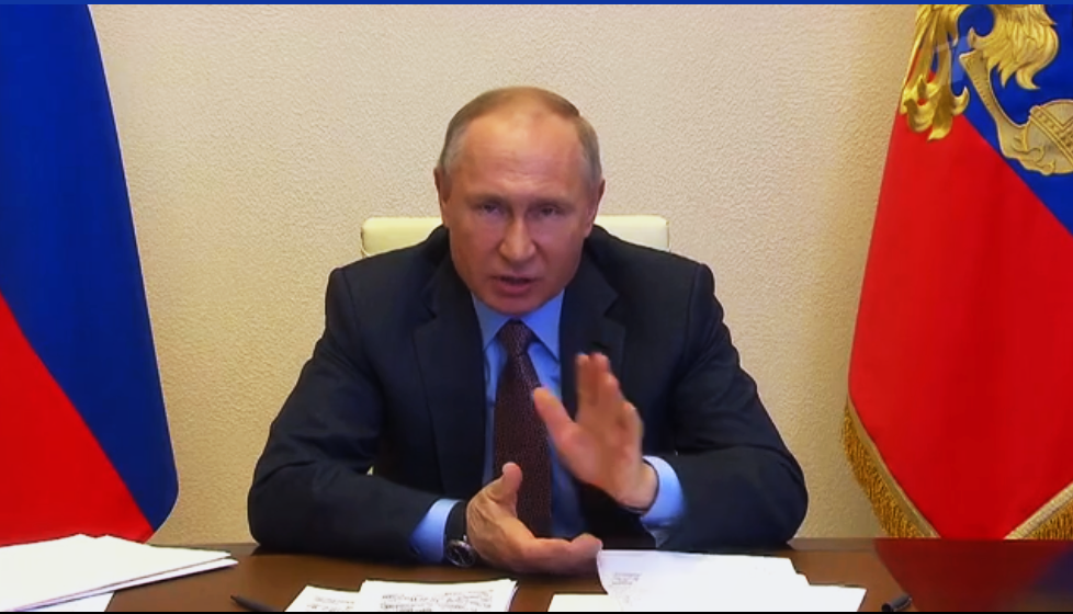 Президент сможет толково ответить на любой вопрос - мы в этом убеждались не раз. Скрин с видеопотока Первого канала.