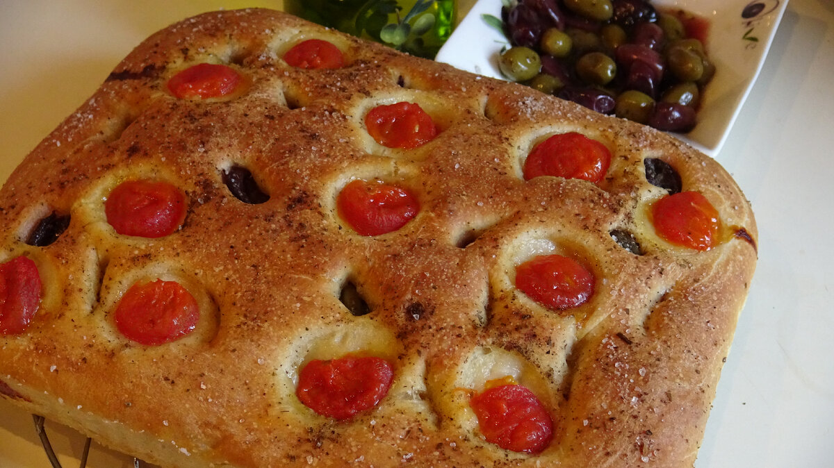 Фокачча - итальянский хлеб