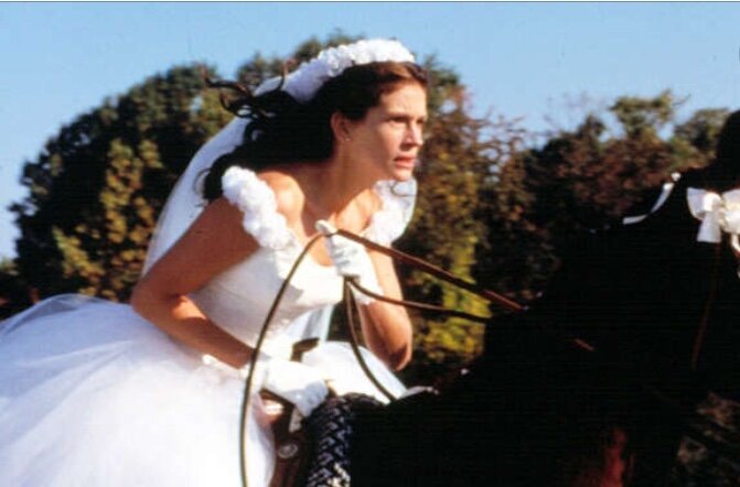 Скрин-кадр из к/ф «Сбежавшая невеста»