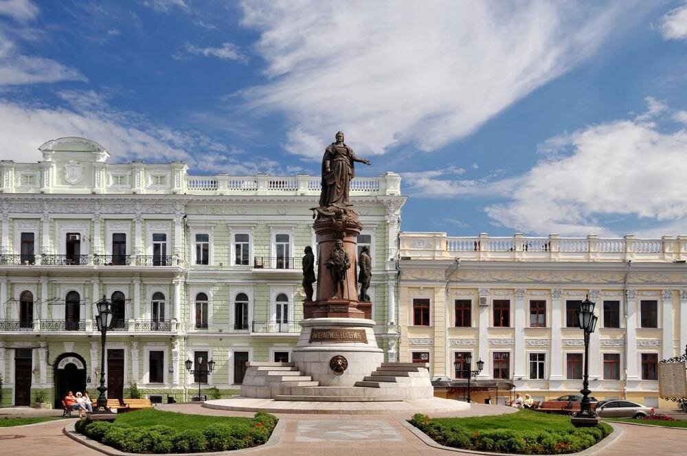 Одесса, памятник Екатерине II, источник фото - сайт https://clck.ru/dWKiC