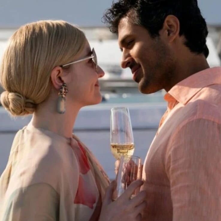 Кадр из фильма «Изобретая Анну»