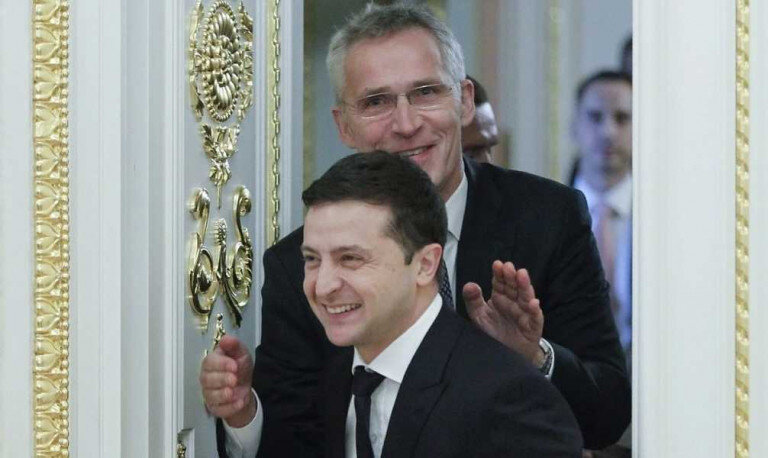 Зеленский под присмотром Столтенберга