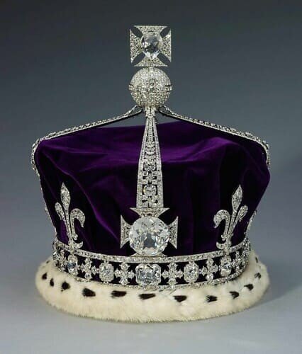 Бриллиант Koh-i-Noor в британской короне. Источник фото: naturaldiamonds.com