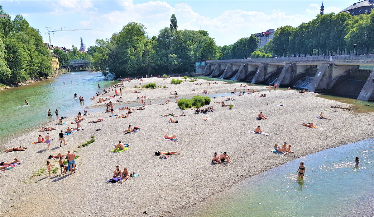 На берегу Изара. Мюнхен, 16.06.2022