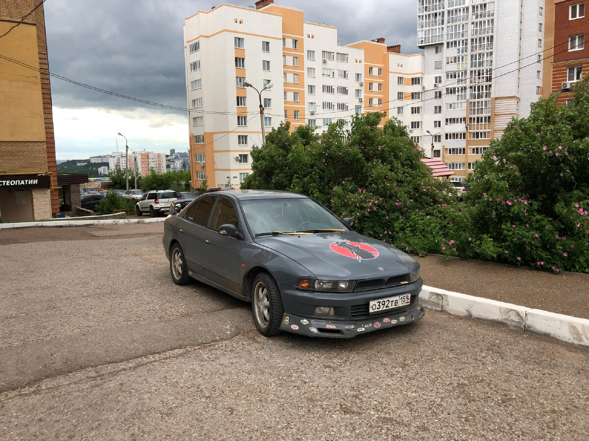 
Год выпуска:	2003
Тип кузова:	Седан
Трансмиссия:	автоматическая
Привод:	4WD
Поколение:	8 поколение рестайлинг
Двигатель:	бензин, 2000 куб.см, 494149 л.с.
Расход топлива по трассе:	7-11л./100км (трасса-город) л/100км
Руль:	Правый