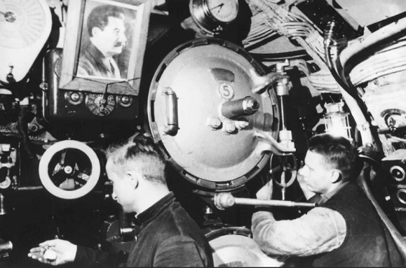 Занятия на верфи проводились постоянно.