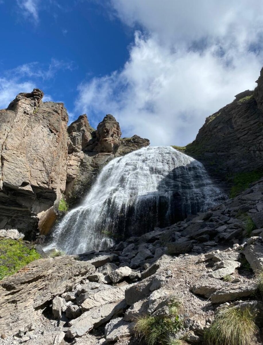 Водопад девичьи косы Приэльбрусье