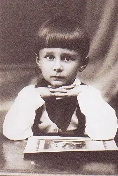 Чайковский петр ильич в детстве фото