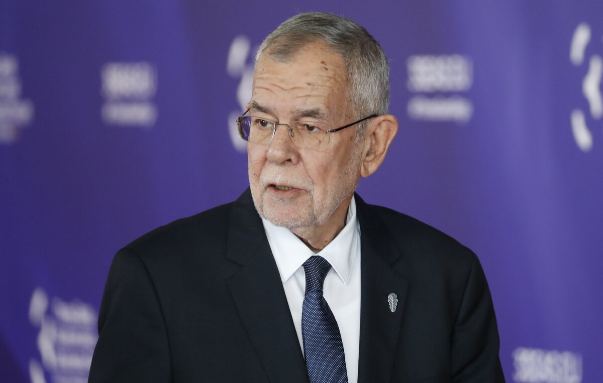    Президент Австрии Александер Ван дер Беллен   EPA-EFE/TOMS KALNINS