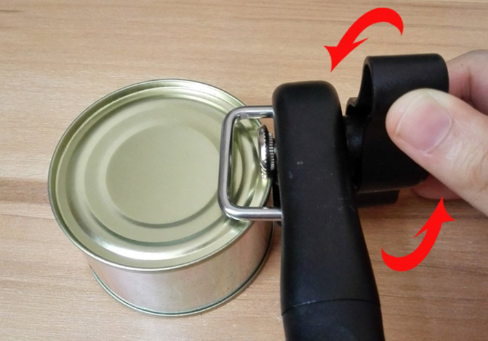 Универсальная открывашка для консервных банок