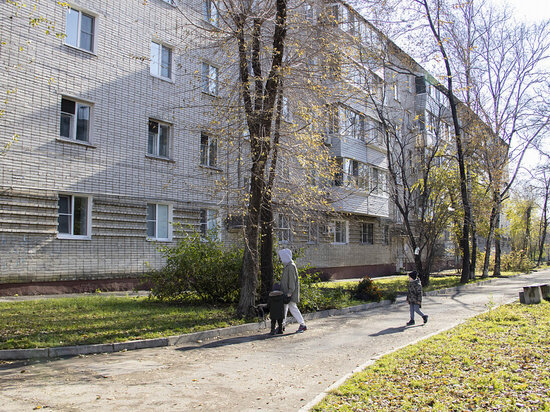     Педагоги в Хабаровске празднуют новоселье ФОТО: мэрия Хабаровска