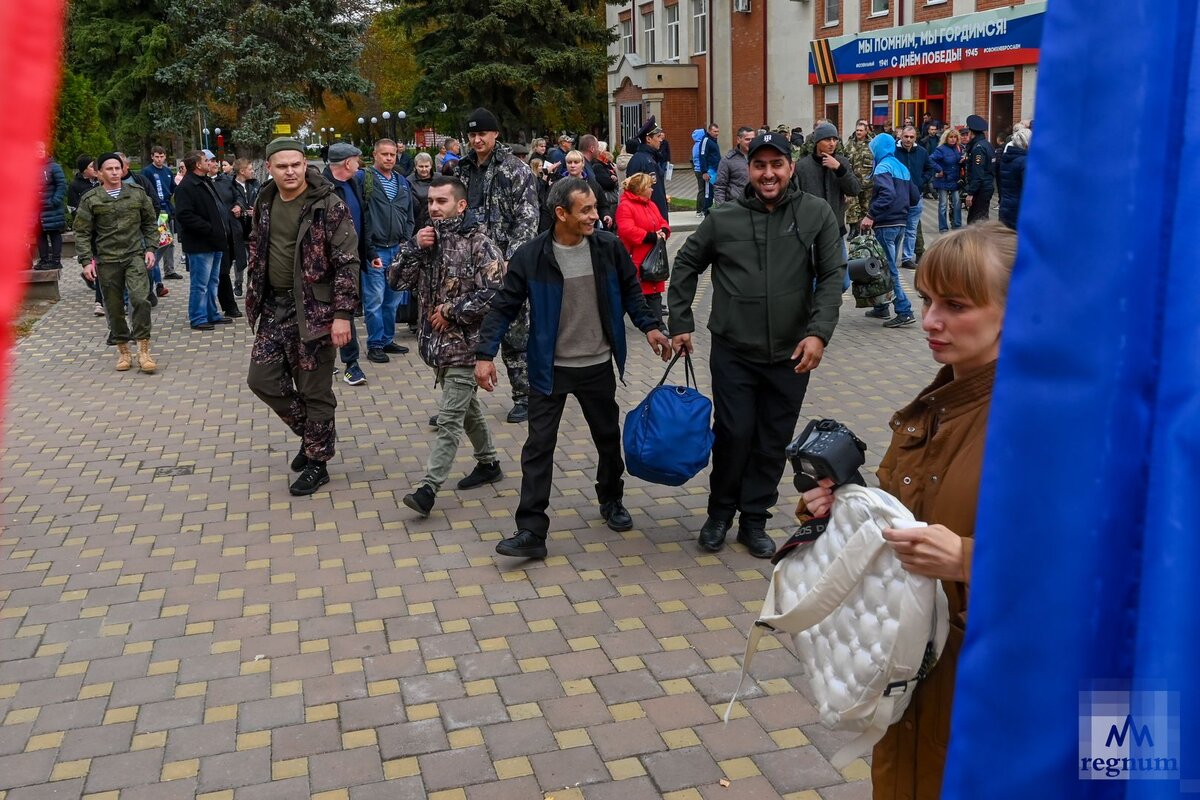    Отправка мобилизованных и добровольцев на боевую подготовку Александр Погожев © ИА REGNUM