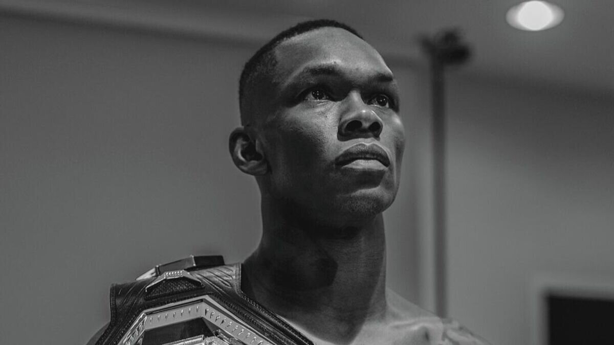    Исраэль Адесанья© UFC