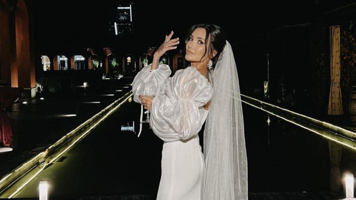    Айжан Байзакова:instagram.com/bayzakova