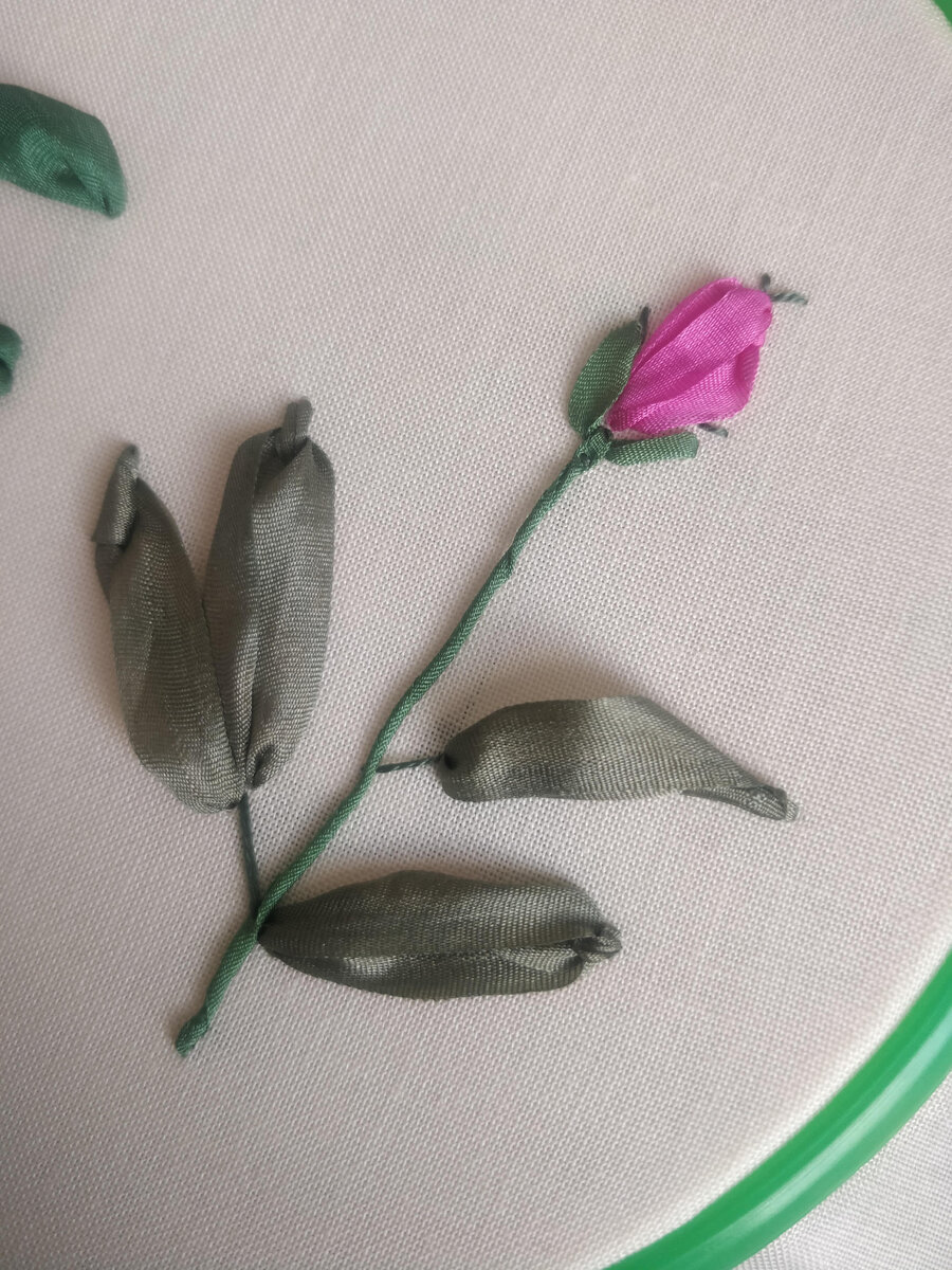 Добавила несколько своих фотографий, можно полистать)