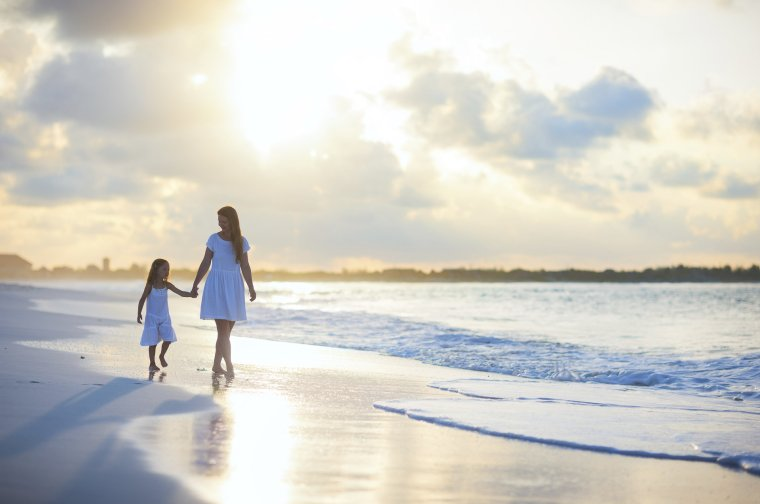 Первый, кто встречает нас в материальном мире - мама