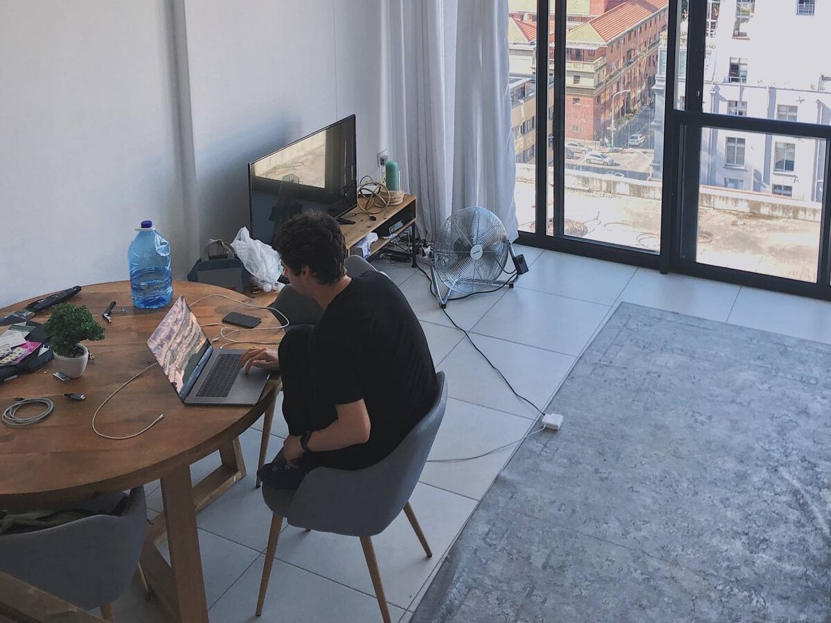 Вадим за работой.