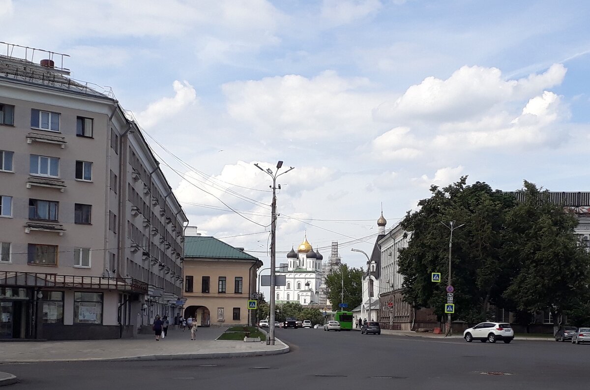 Главная улица Пскова раньше и сейчас: сравнение фотографий одних и тех же  мест | Александр имхо | Дзен