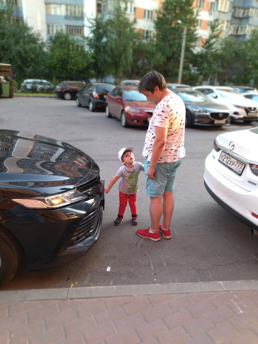 Папа вернулся! Можно гулять часами!