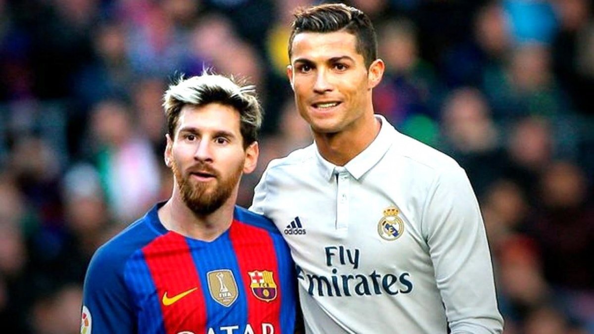 Лионель Месси вместе с Криштиану Роналду.