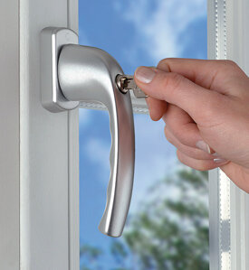 Оконная ручка с ключом