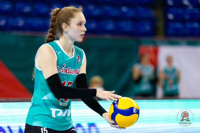 Елена Ирисова волейбол