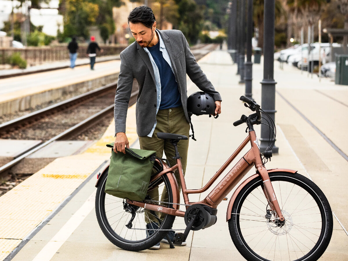 На работу на велосипеде? - Легко!