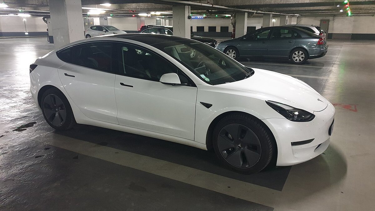 Tesla Model 3