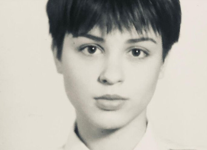 Ирина Муромцева в юности. Она мечтала быть актрисой, но родители убедили её не переезжать в Москву. Фото: личный архив телеведущей