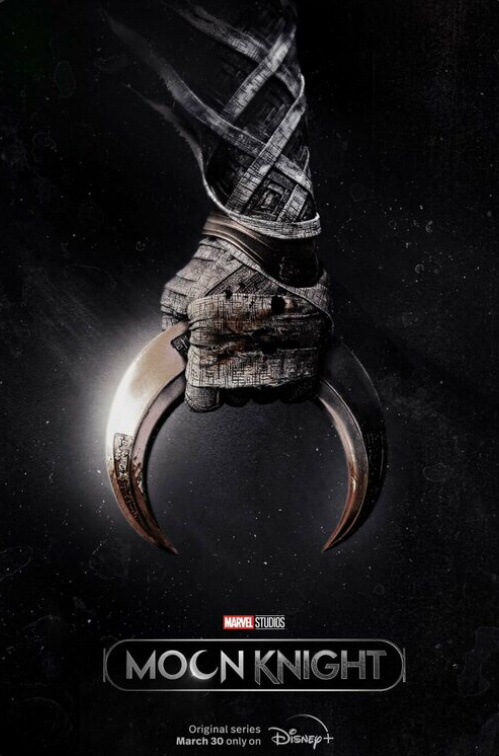  Марк Спектор, страдающий диссоциативным расстройством личности, втянут в смертельную войну богов, пытаясь справиться со своими множественными личностями. 
 События сериала развернутся в киновселенной Marvel. Выйдет он 30 марта 2022 года. Сериал будет состоять из шести эпизодов по 40–50 минут, четыре из которых поставит Мохамед Диаб, а два оставшихся — дуэт Джастина Бенсонаи Аарона Мурхеда. 
