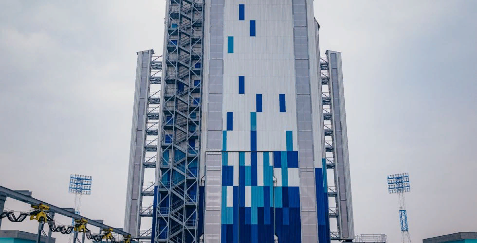 (с) Роскосмос