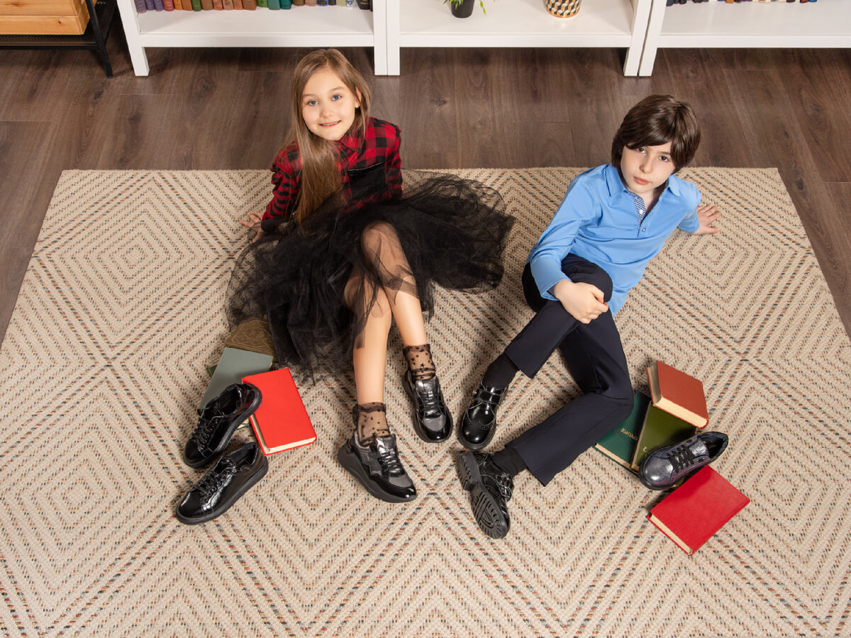 Обувь из натуральной кожи бренда IRIDIS 