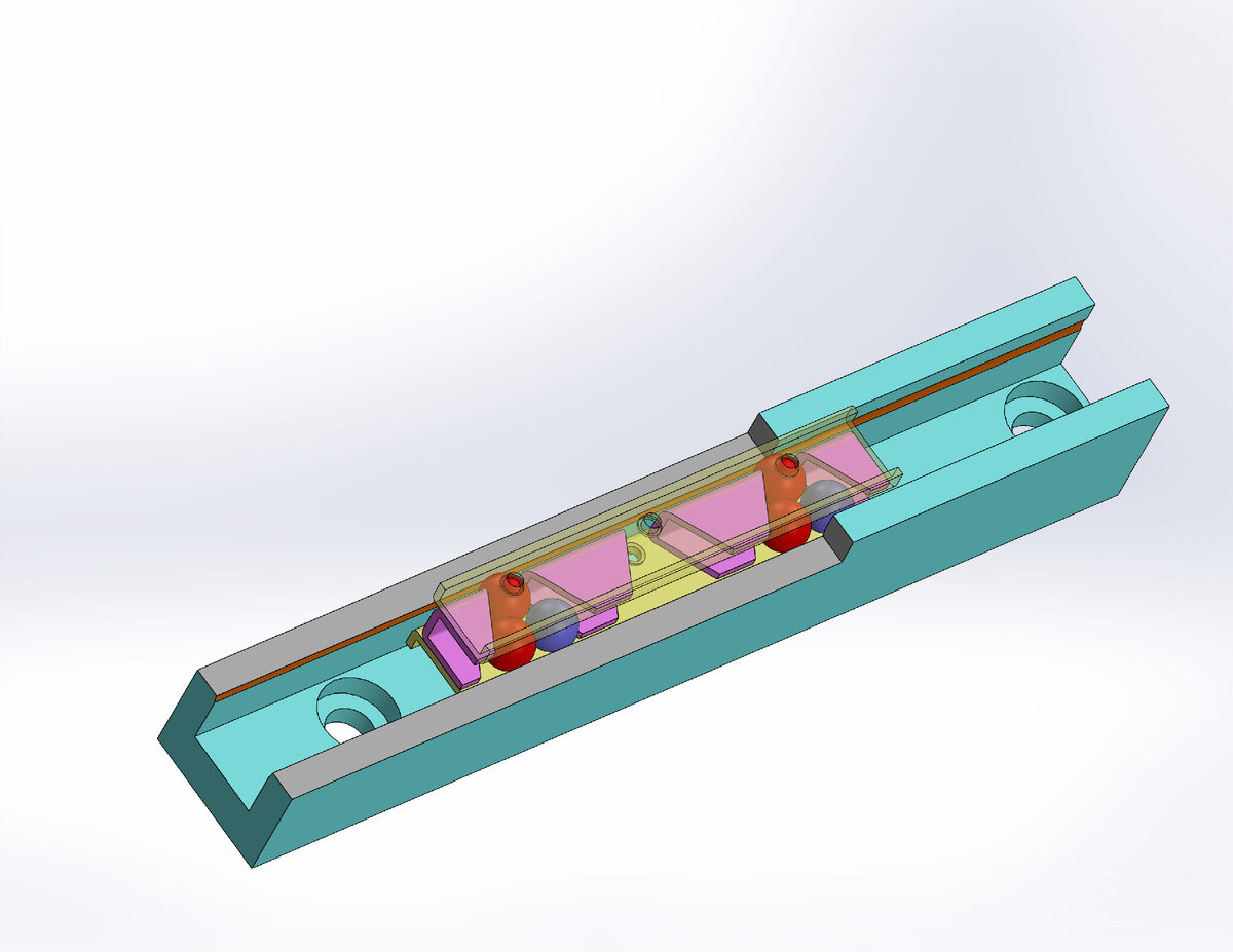 Верхняя крышка каретки - прозрачная, ограничители движения шариков на которых установлены крышки каретки по высоте соответствуют диаметрам шариков.