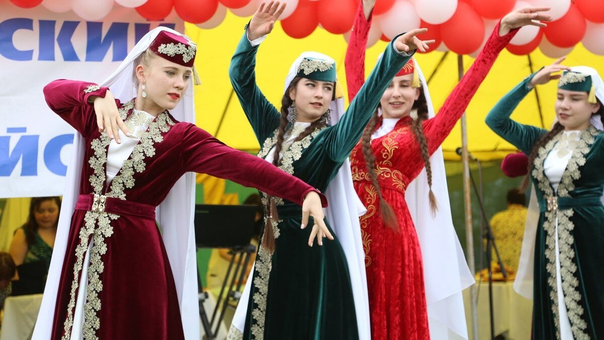 Крымскотатарский национальный праздник Хыдырлез // Фото: пресс-служба правительства Крыма 