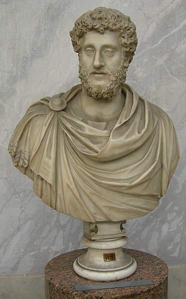 Луций Элий Аврелий Коммод (31 августа 161, Ланувий — 31 декабря 192, Рим) — римский император, последний представитель династии Антонинов, сын Марка Аврелия и Фаустины Младшей