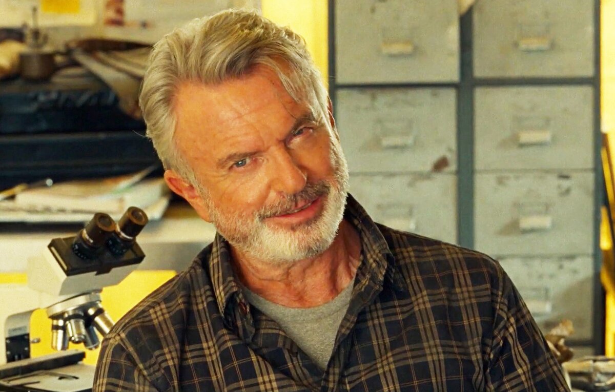 Сэм Нил в фильме «Мир Юрского периода: Господство»