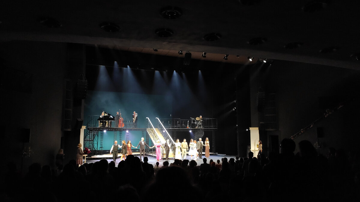 Ночь нежна от Екатеринбургского театра Драмы