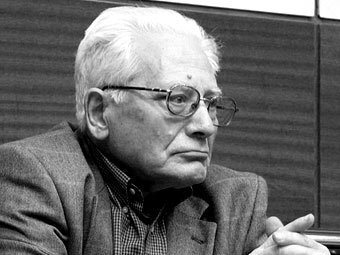 Кон Игорь Семенович-советский и российский социолог, психолог, антрополог, философ, сексолог. 