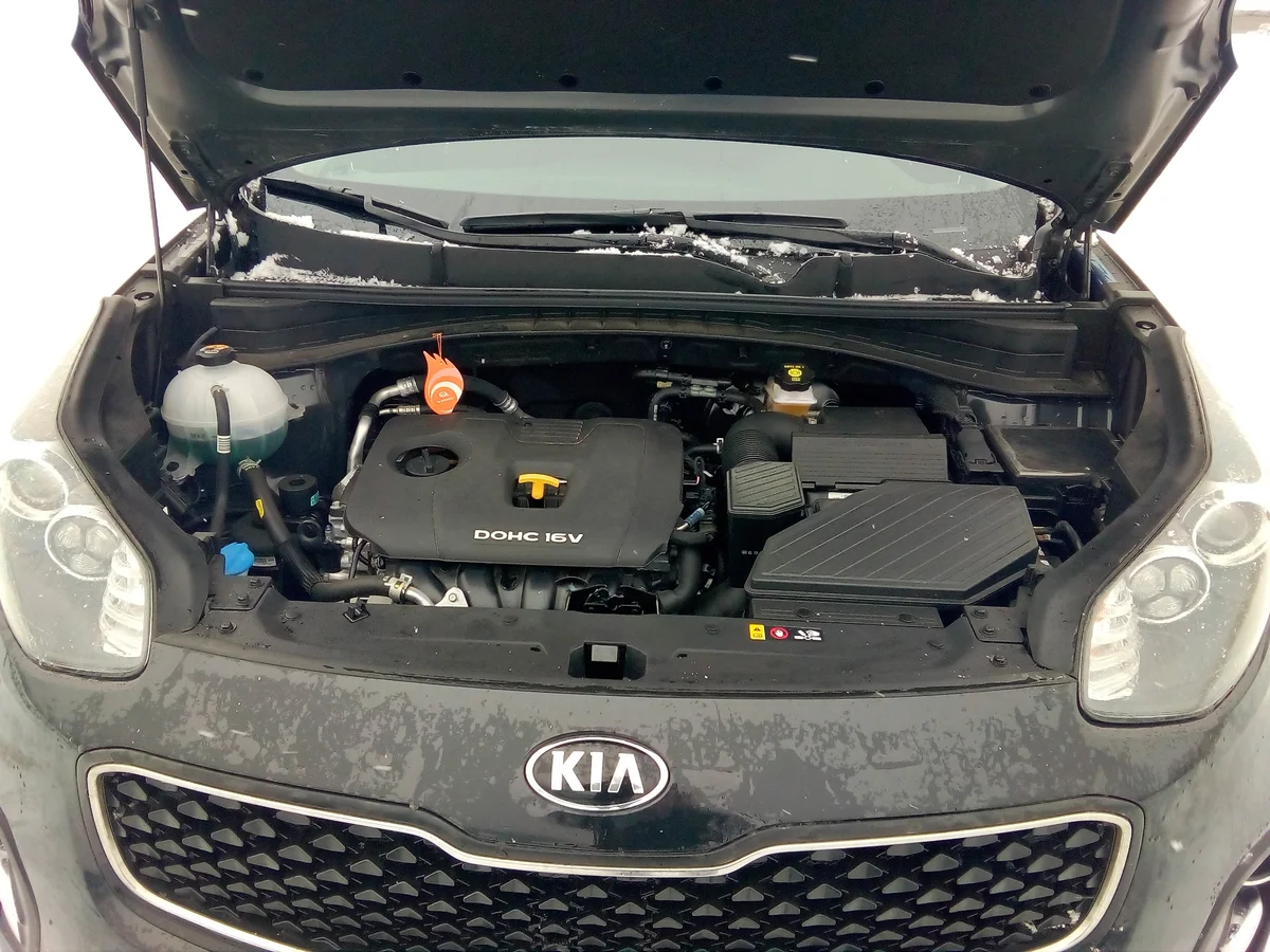 Мотор кия оптима 2. Двигатель спортаж 4. Кия спортейдж 4 подкапотка. 0 mpi номер. Двигатель спортаж 4.