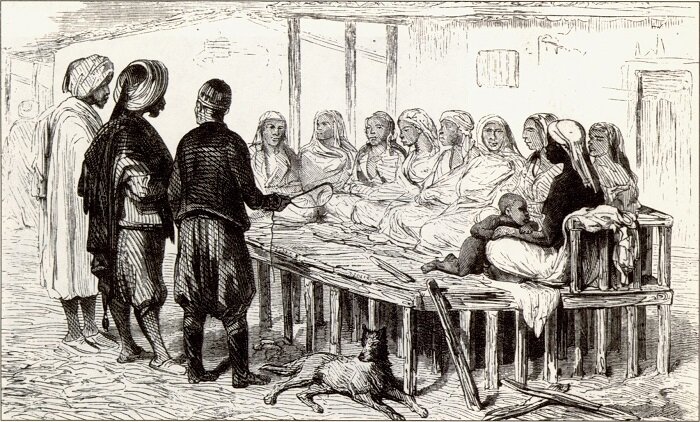  Основным экспортным товаром Северного Кавказа к началу XIX века были рабы. Даже в 1830-е годы из региона турки вывозили до 4000 рабов в год. Стоимость раба «на месте» была 200-800 руб.-2