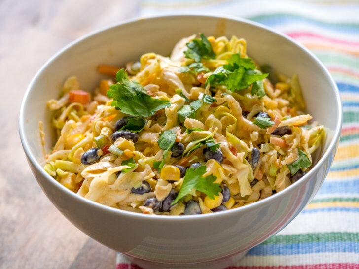 Мексиканский кукурузный капустный салат