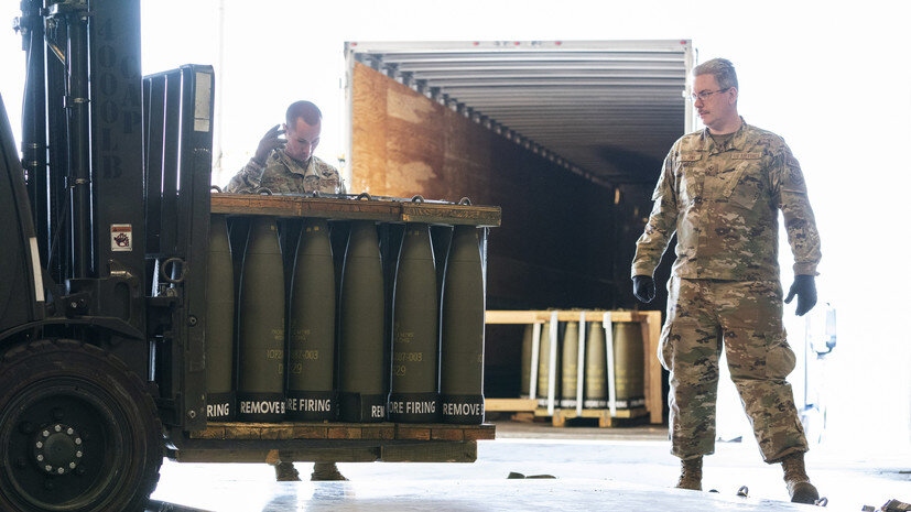     Поставки американского оружия, предназначенные для Киева AP Alex Brandon