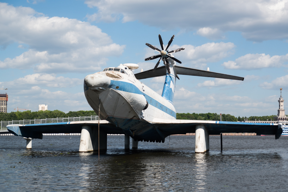 Самолет через москва