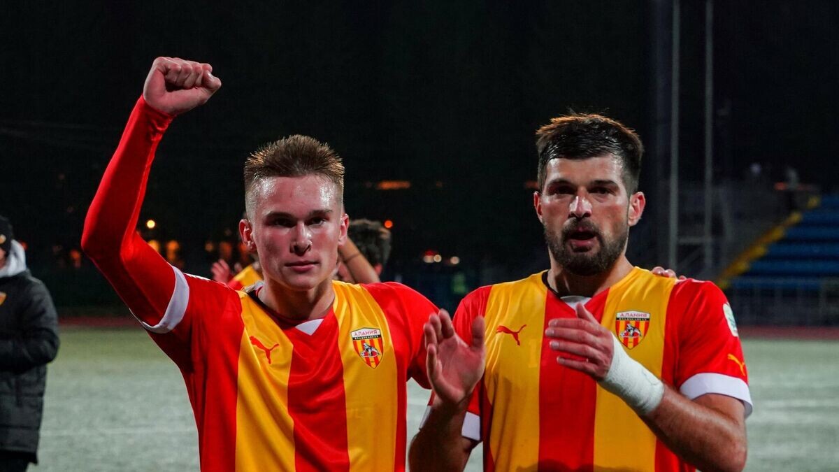    Футболисты "Алании"© пресс-служба ФК "Алания"