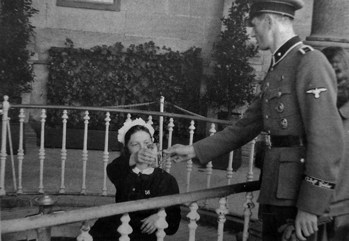 Рохус Миш, 1942 год