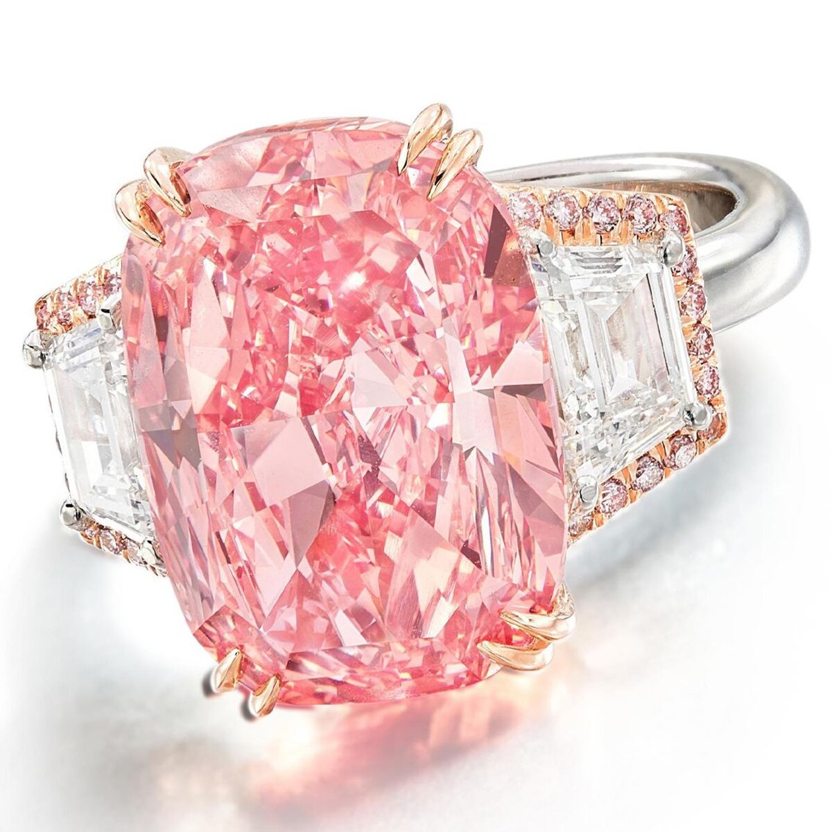 Бриллиант Williamson Pink Star
